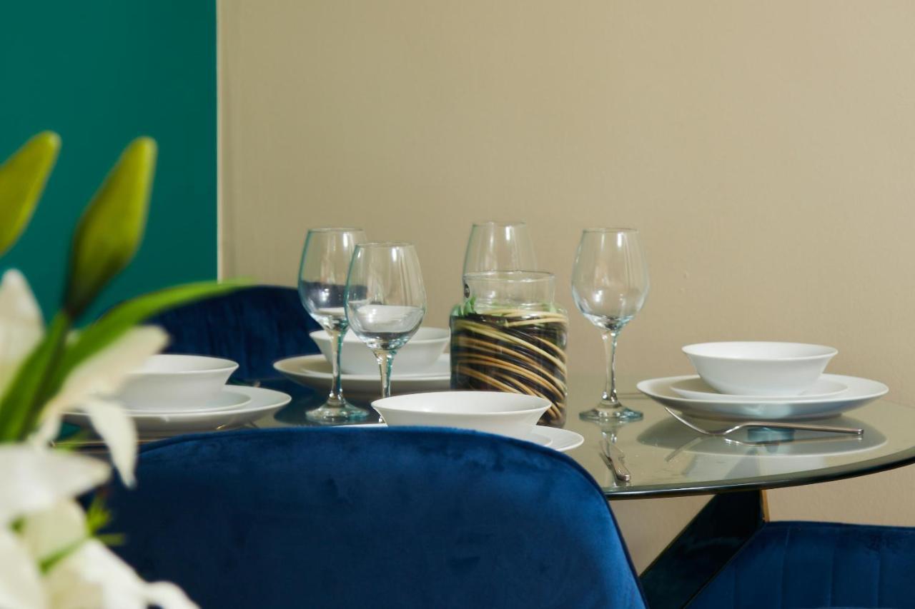 Exquisite Cambridge Abode - Sleeps 6 - Parking Apartment Екстериор снимка